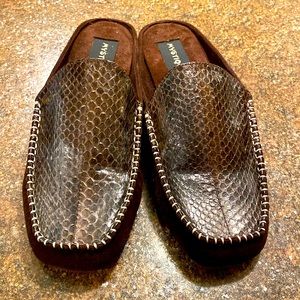 Brand New Mystique Boutique Brown Snakeskin Loafers,Size 9